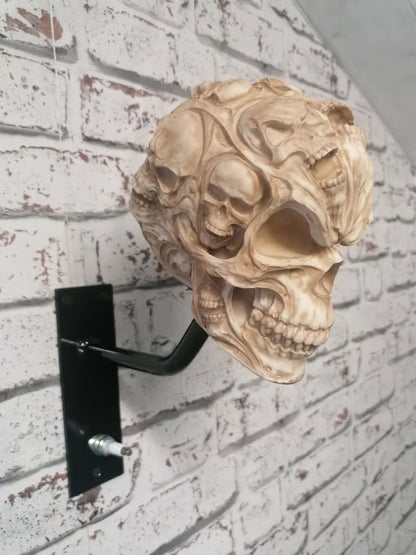 SkullRack – Hållare för hjälm och jacka
