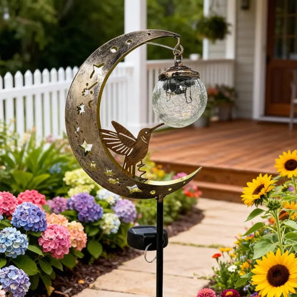 GlowCharm – Solcellsdriven LED-fjäril för trädgården